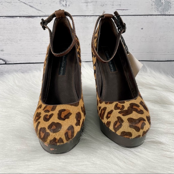 CALVIN KLEIN Leopard Print Wedges, made with Cow fur, NEW - Picture 4 of 13